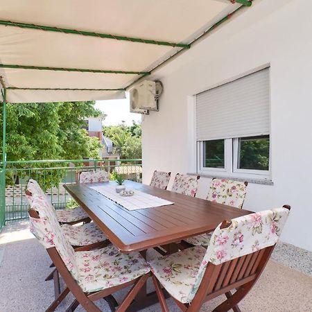 Sea View Apartment Sandra In מאלי לוסיניי מראה חיצוני תמונה